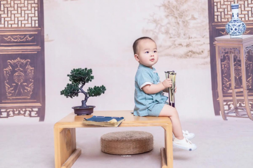 孝感宝宝几个月会认人